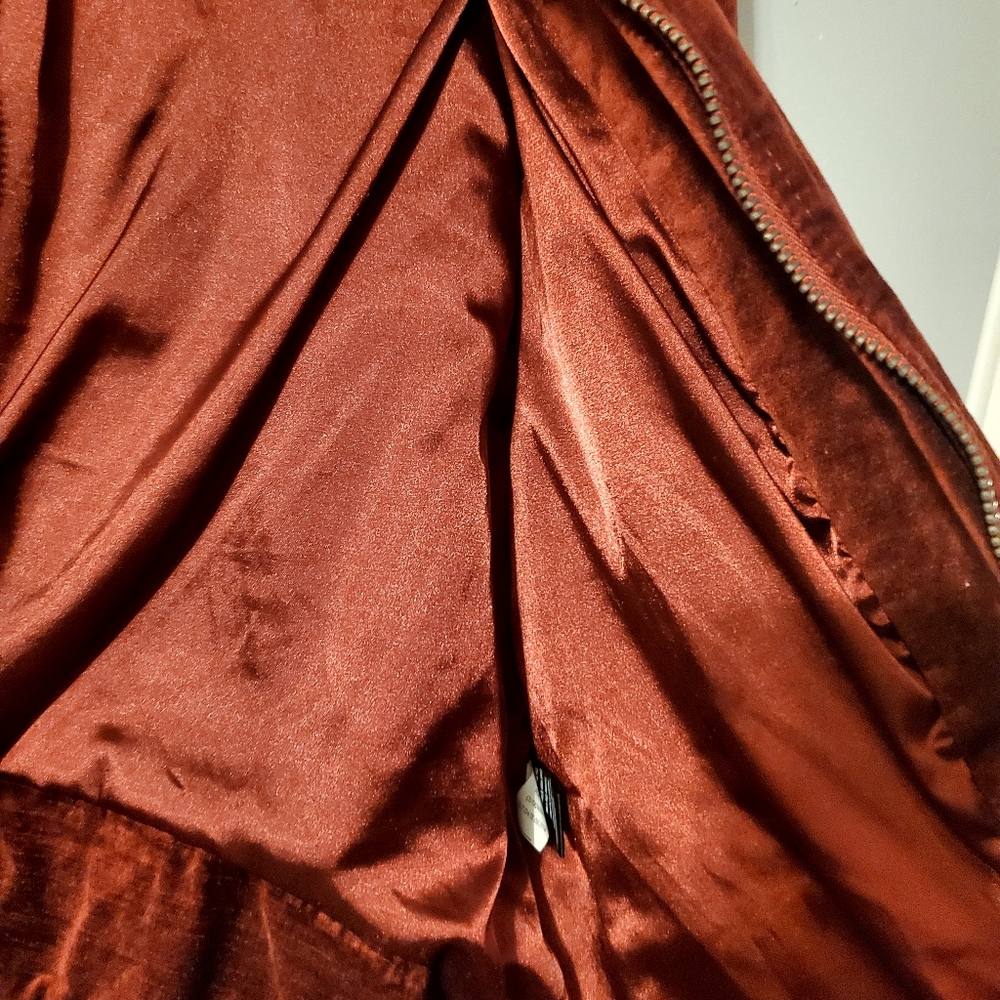 Velvet Cropped Jacket - Picture 6 of 7